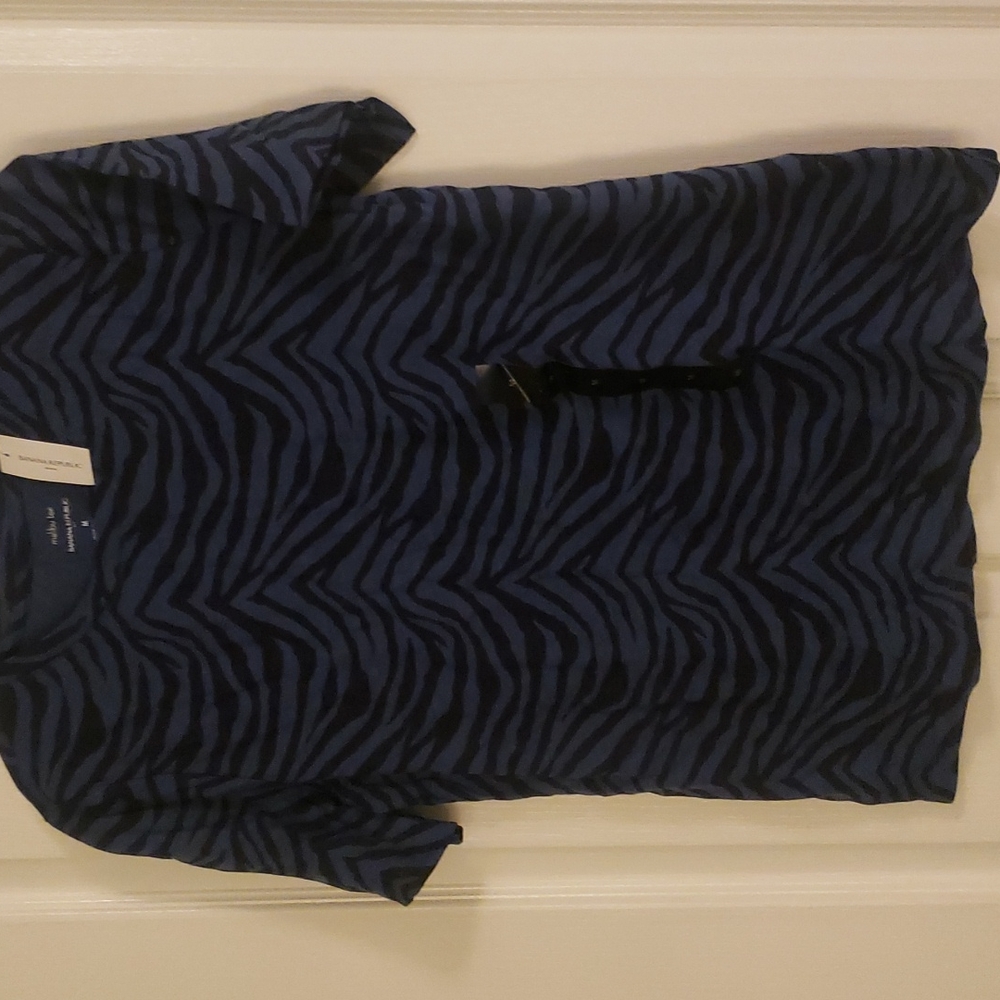 Banana Republic anima print t-shirt.